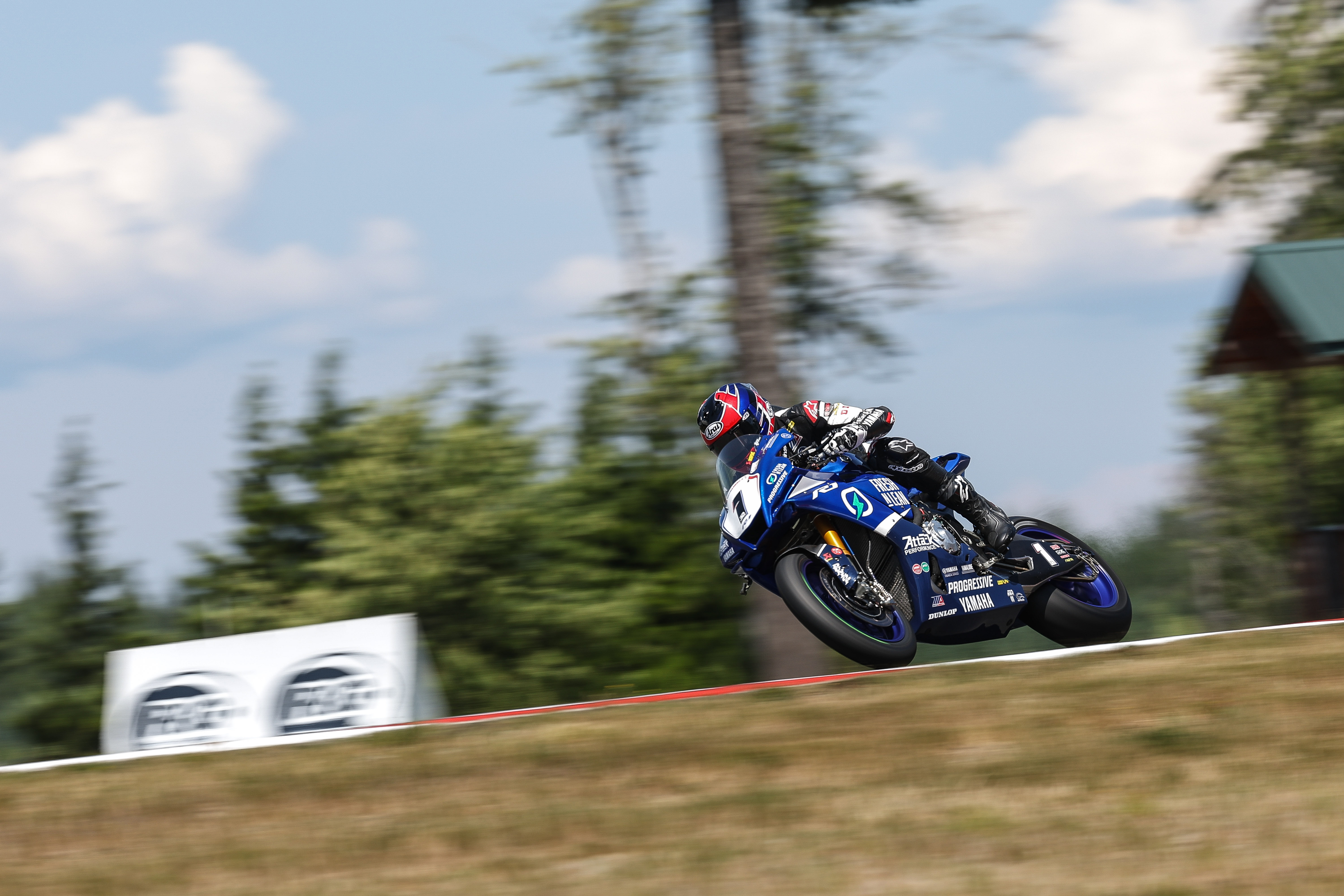 Fresh N Lean Progressive Yamaha Racing’s Jake Gagne makes championship gains
with fifth-consecutive victory at the Ridge Motorsports Park