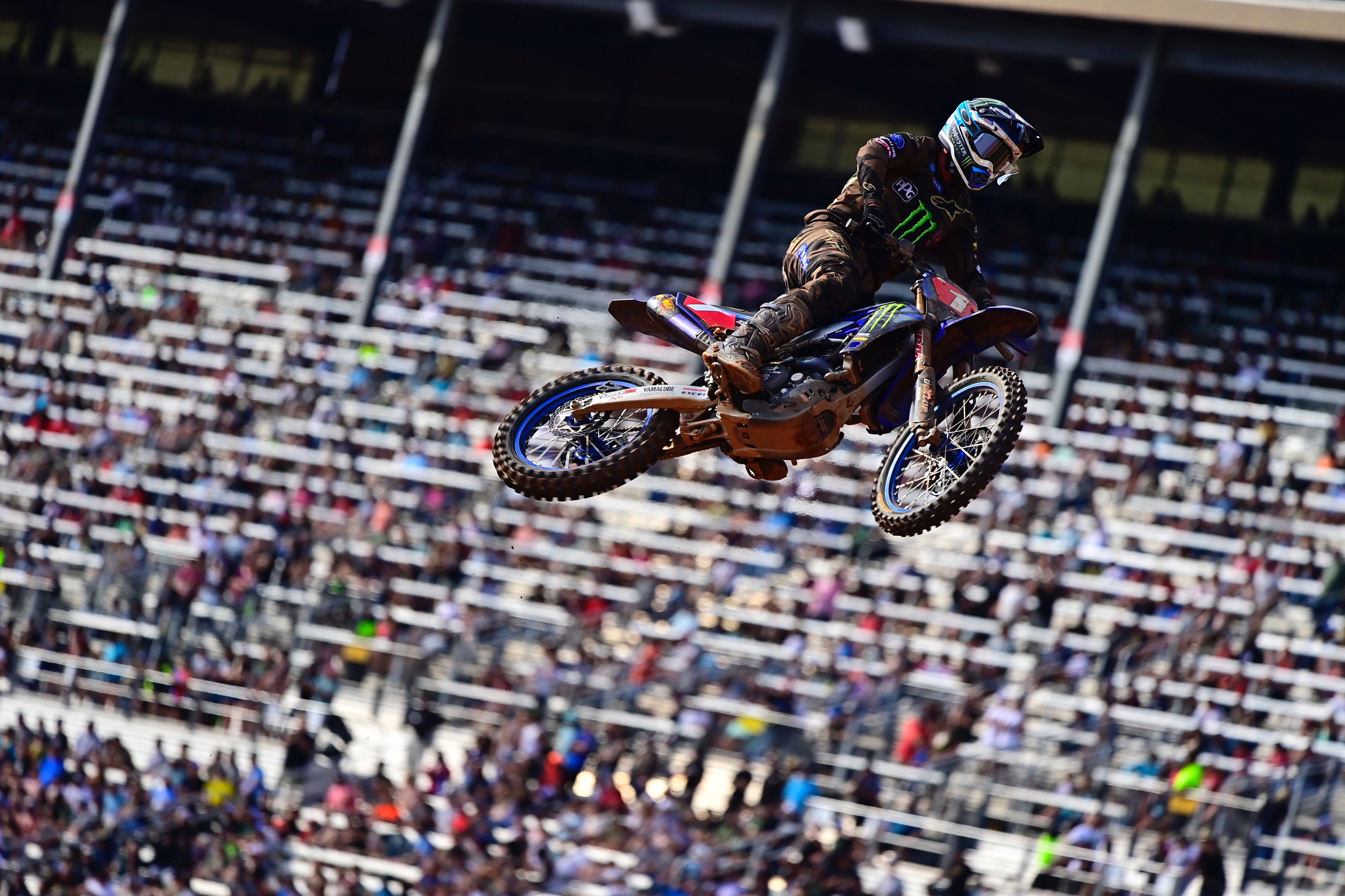 Eli Tomac Takes Top-Five Finish at Atlanta Supercross image