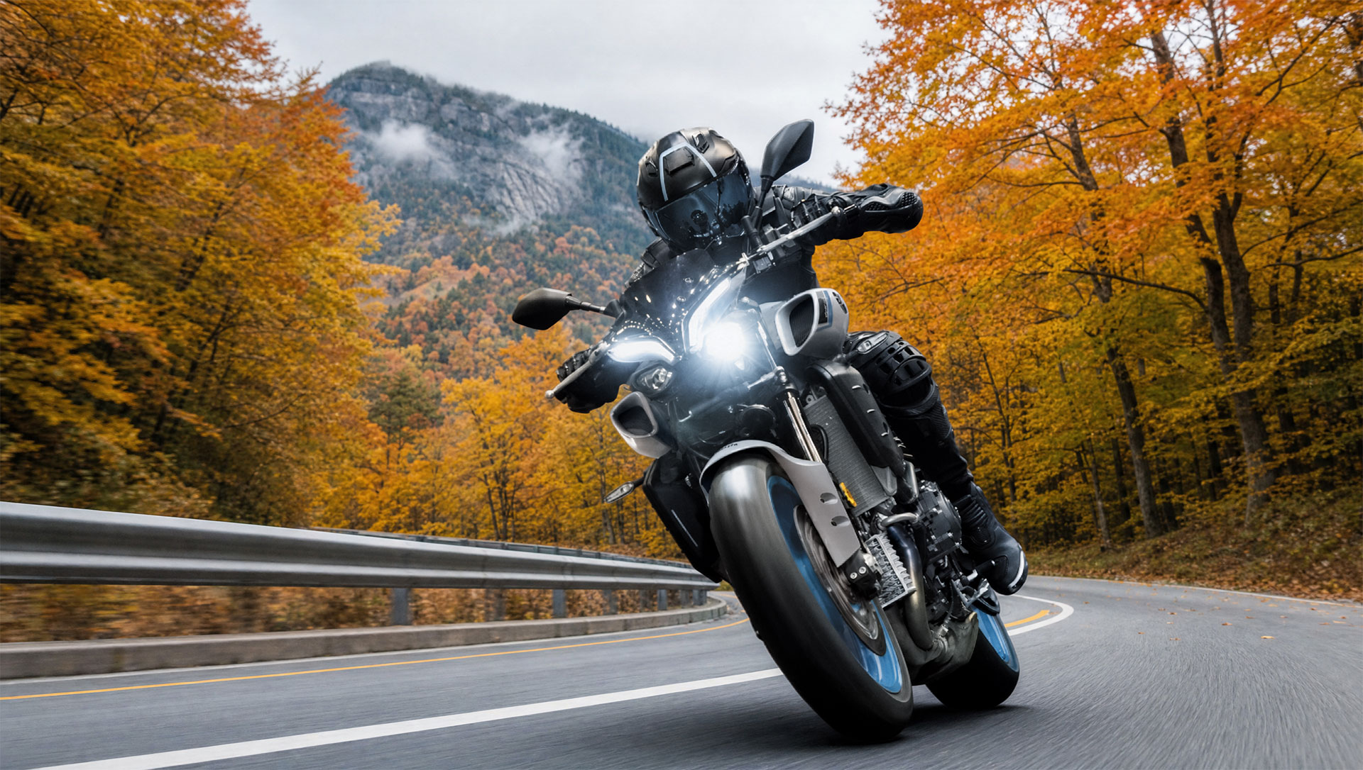 At its peak elevation the Blue Ridge Parkway bends and twists to the rider’s will, and a hyper naked MT-10 with no fairing gives the pilot the added visceral treat of the cool mountain air.