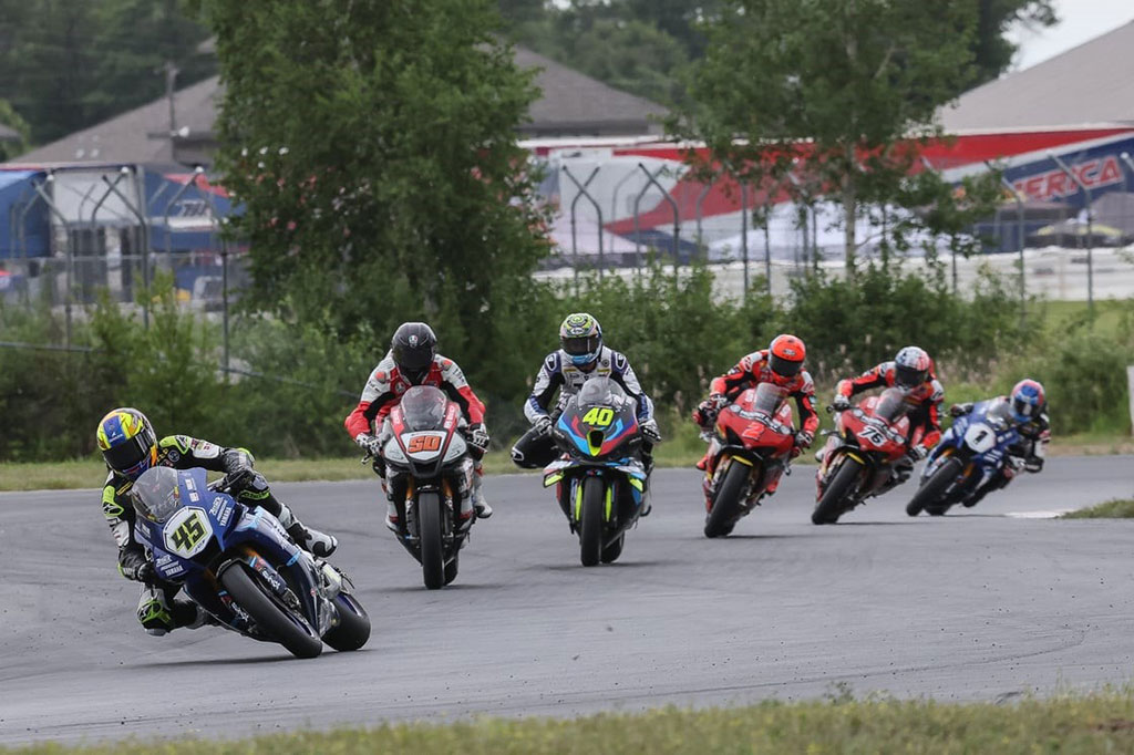 Petersen Scores Top-Five Finish in Superbike Race 1 at Brainerd image