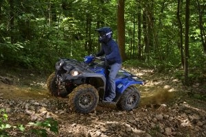 KODIAK 450 EPS SE Action 4