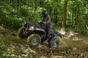 KODIAK 700 EPS SE Action 9