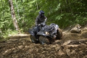 KODIAK 700 EPS SE Action 6