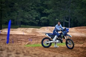 YZ250ME Lifestyle 3