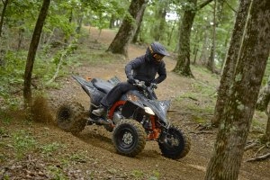 YFZ450R SE Action 1