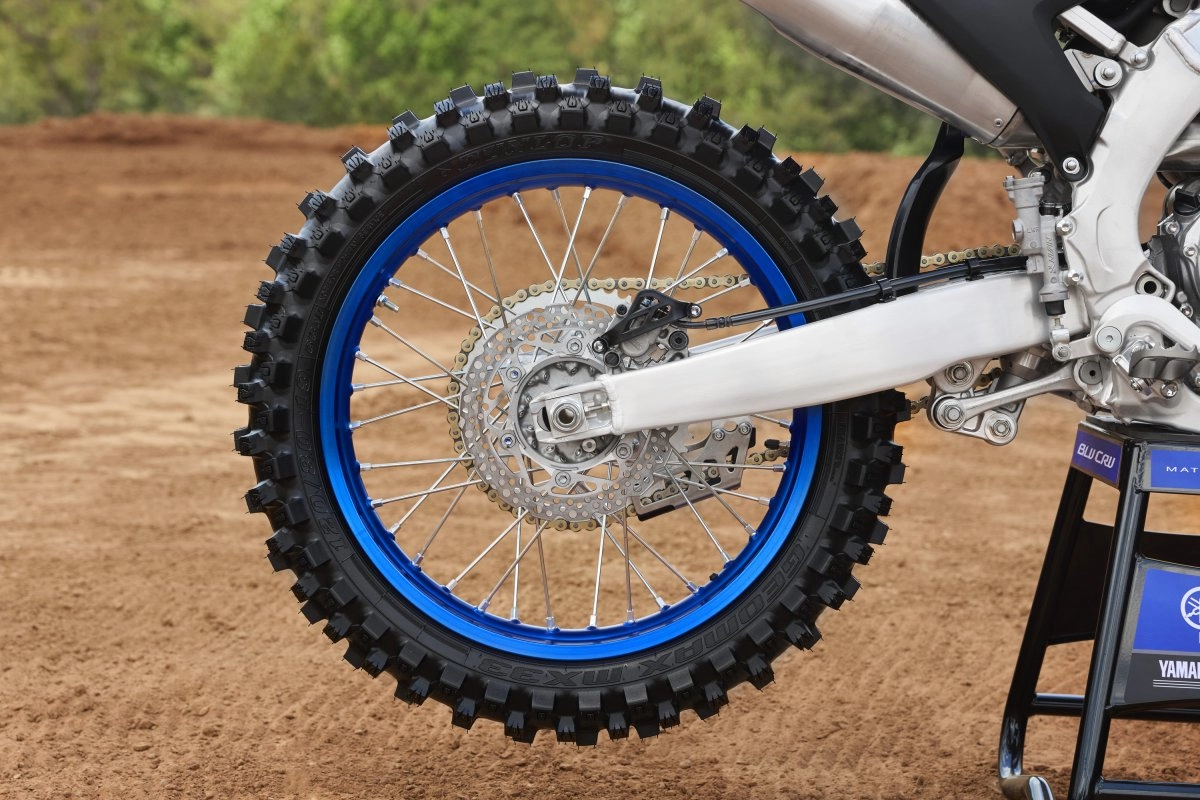 All-New Compact and Lightweight Rear Brake System